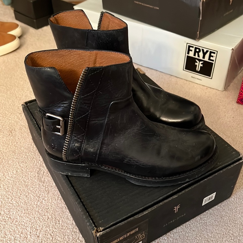 Frye Veronica Moto Bootie